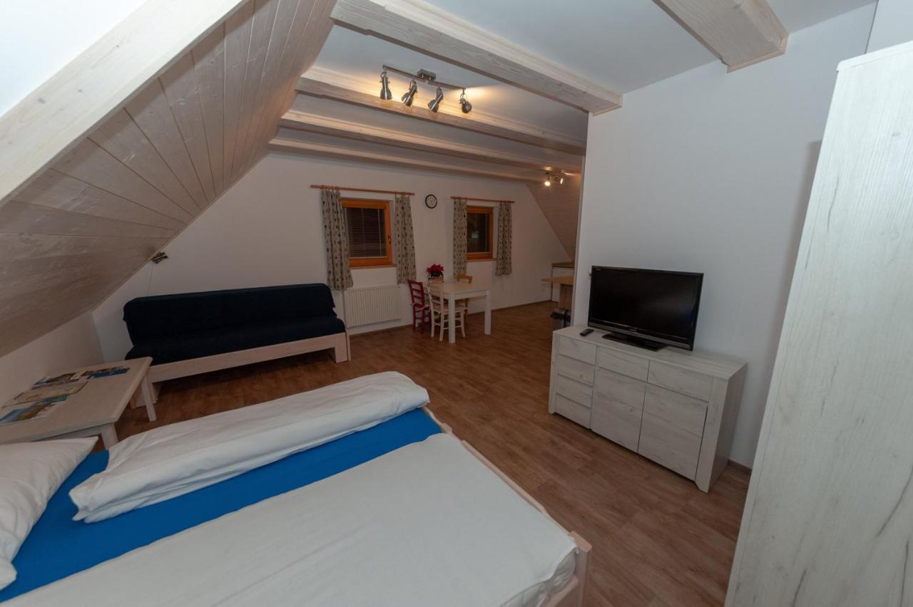 Ferienwohnung Roubenka Bila Exterior foto